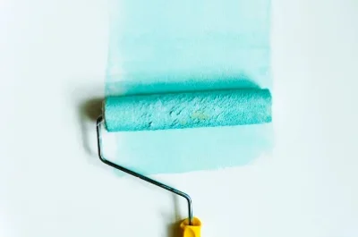 Peinture intérieure à Leuze — murs, plafonds et boiseries